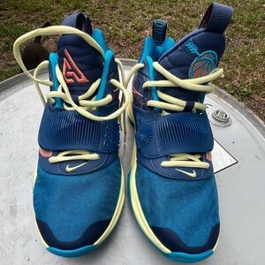 Nike Zoom Freak 3 NRG 'Valentines Day'